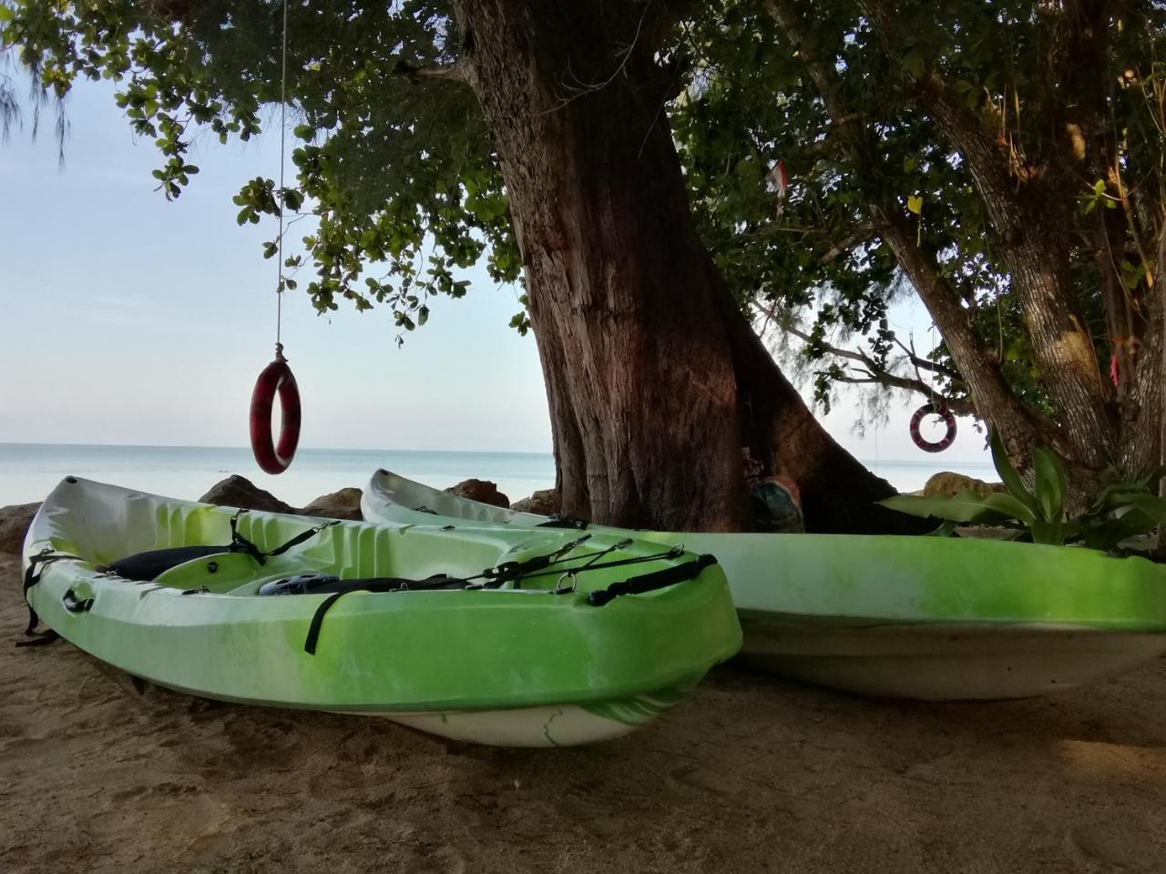 Andaman Beach Resort Koh Jum Buitenkant foto