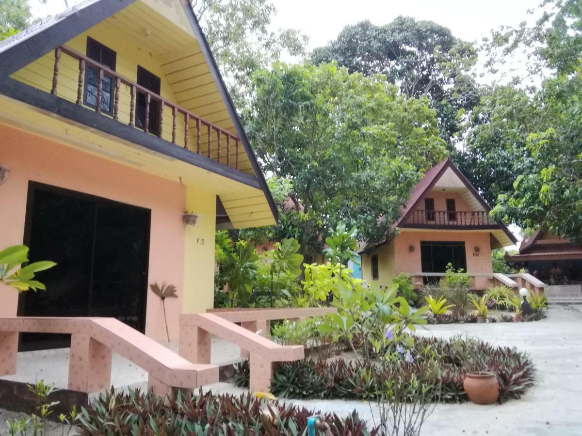 Andaman Beach Resort Koh Jum Buitenkant foto